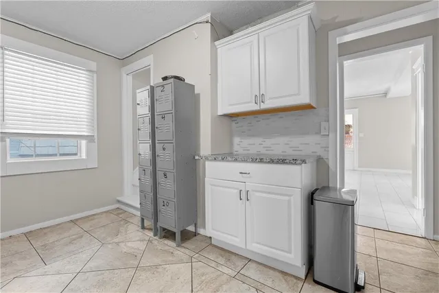 $299,000 | 340 Bales Avenue, Kansas City, MO 64124