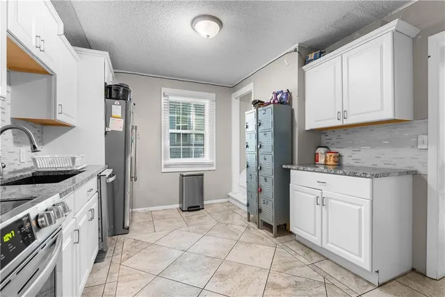 $299,000 | 340 Bales Avenue, Kansas City, MO 64124