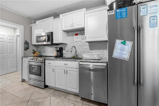 $299,000 | 340 Bales Avenue, Kansas City, MO 64124