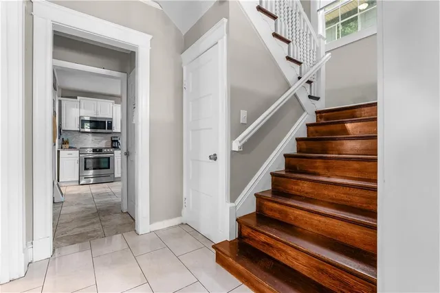 $299,000 | 340 Bales Avenue, Kansas City, MO 64124