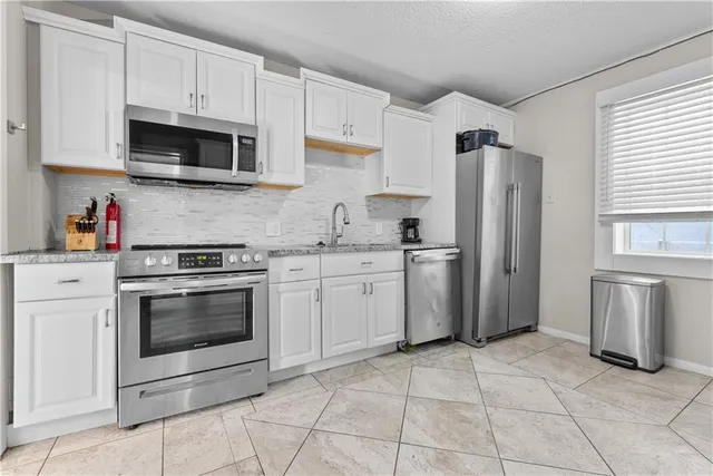 $299,000 | 340 Bales Avenue, Kansas City, MO 64124