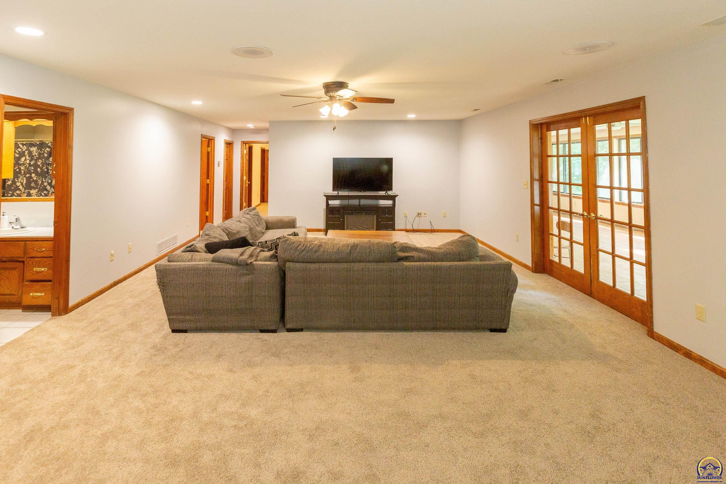 1757 Buck Creek Road Perry, KS 66073 - Photo 48 of 90