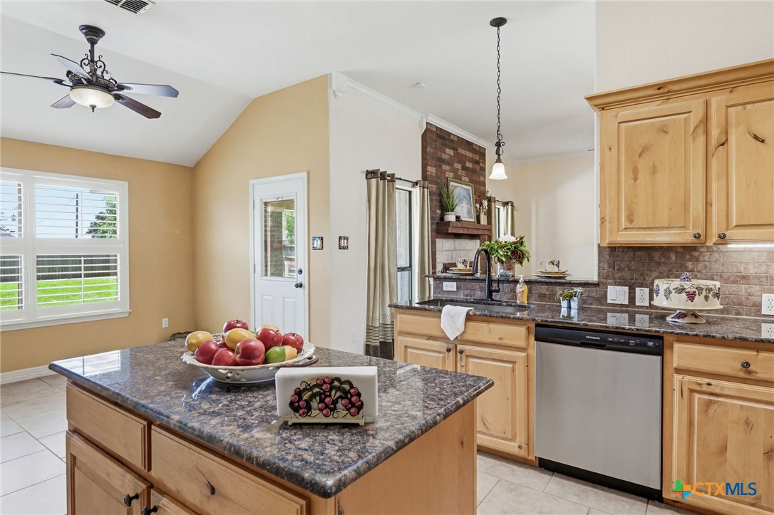 3375 Upton Drive Kempner, TX 76539 - Photo 12 of 38