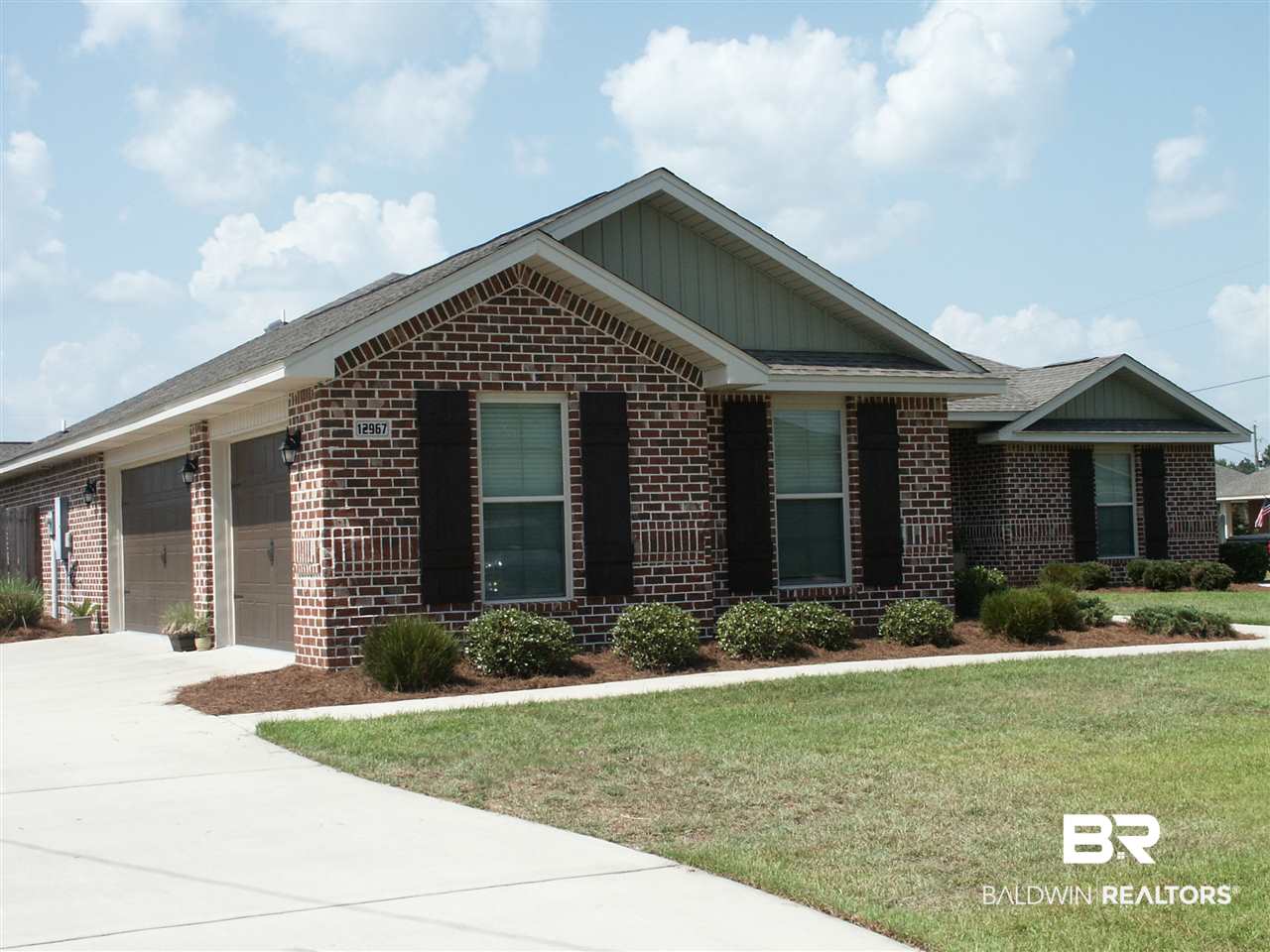 12967 Westfield Loop Lillian, AL 36549 - Photo 3 of 28 Fantastic Brick Work