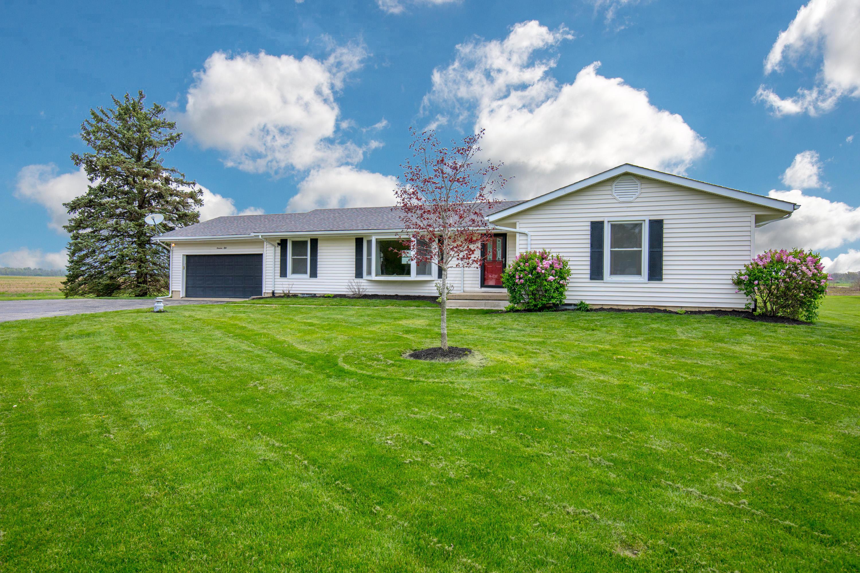 1950 Gardner Road Galloway, OH 43119 - Photo 1 of 61 Gallery Image 1
