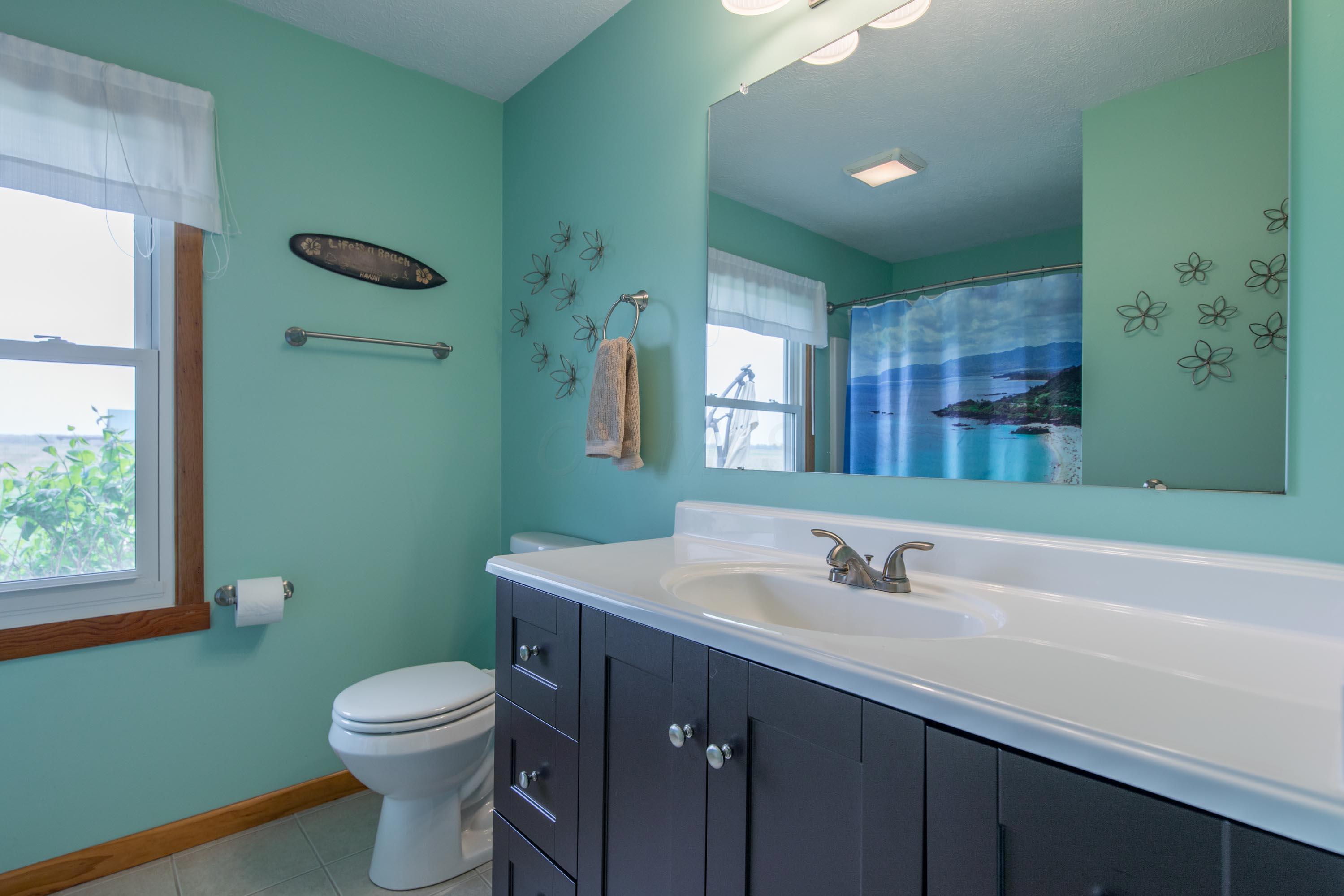 1950 Gardner Road Galloway, OH 43119 - Photo 18 of 61 Gallery Image 18