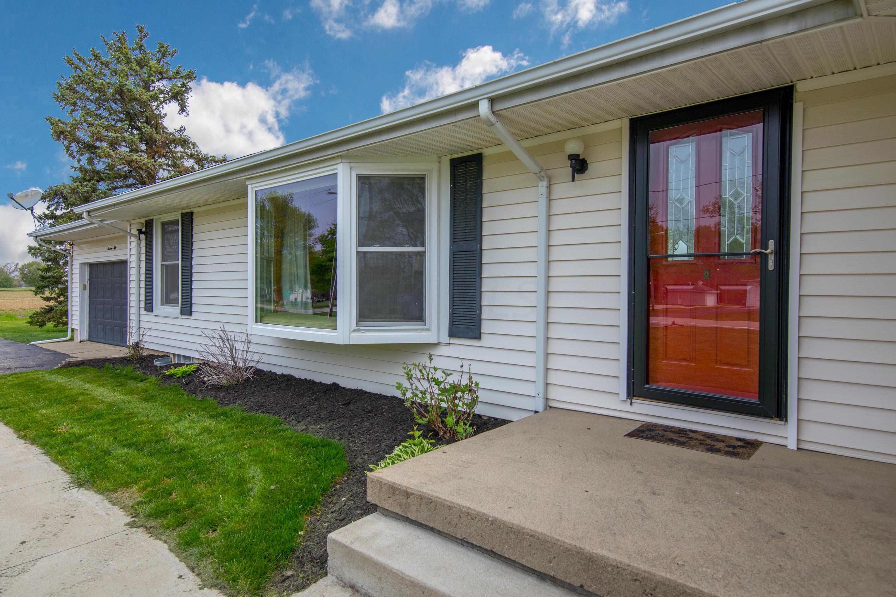 1950 Gardner Road Galloway, OH 43119 - Photo 4 of 61 Gallery Image 4
