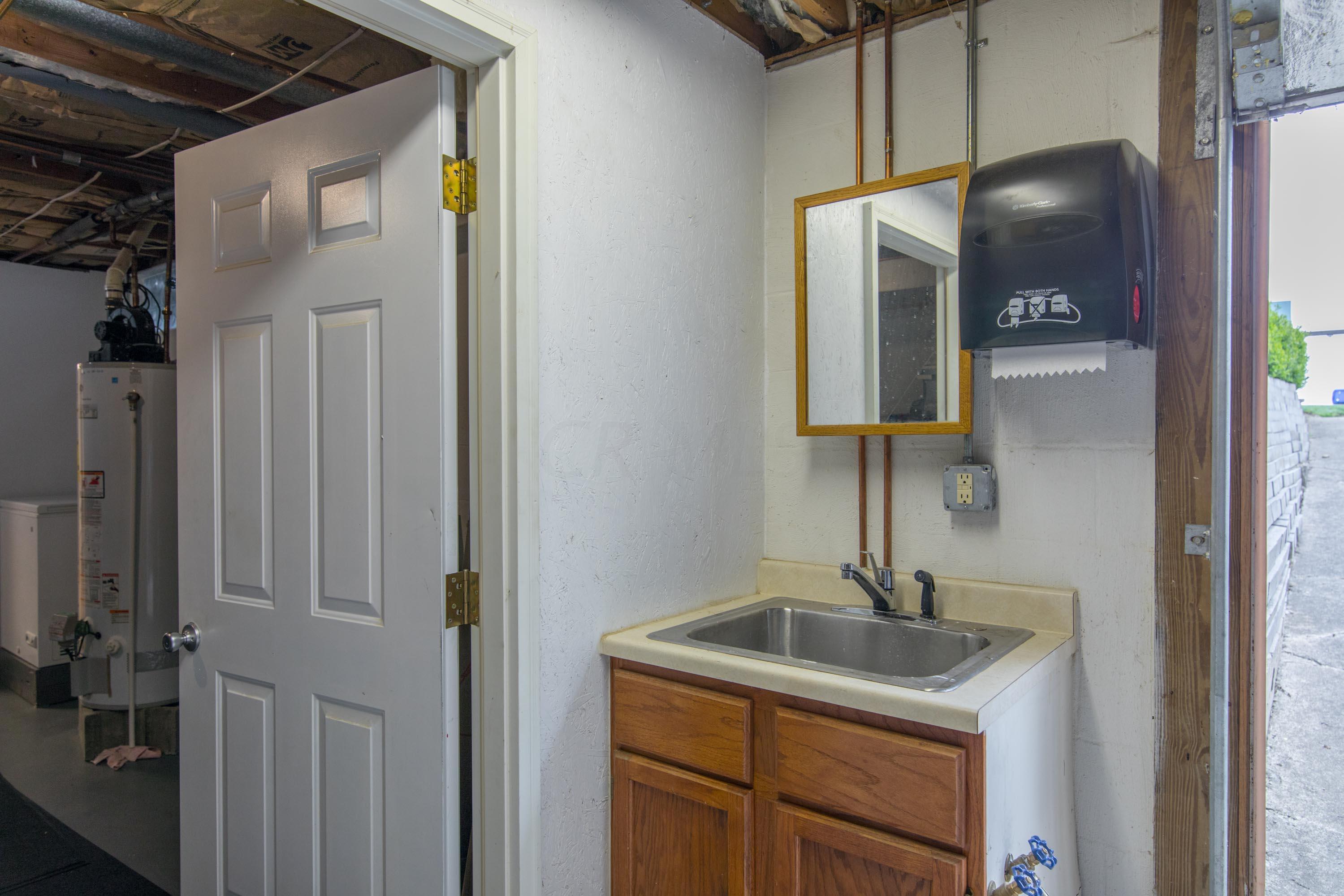 1950 Gardner Road Galloway, OH 43119 - Photo 49 of 61 Gallery Image 49