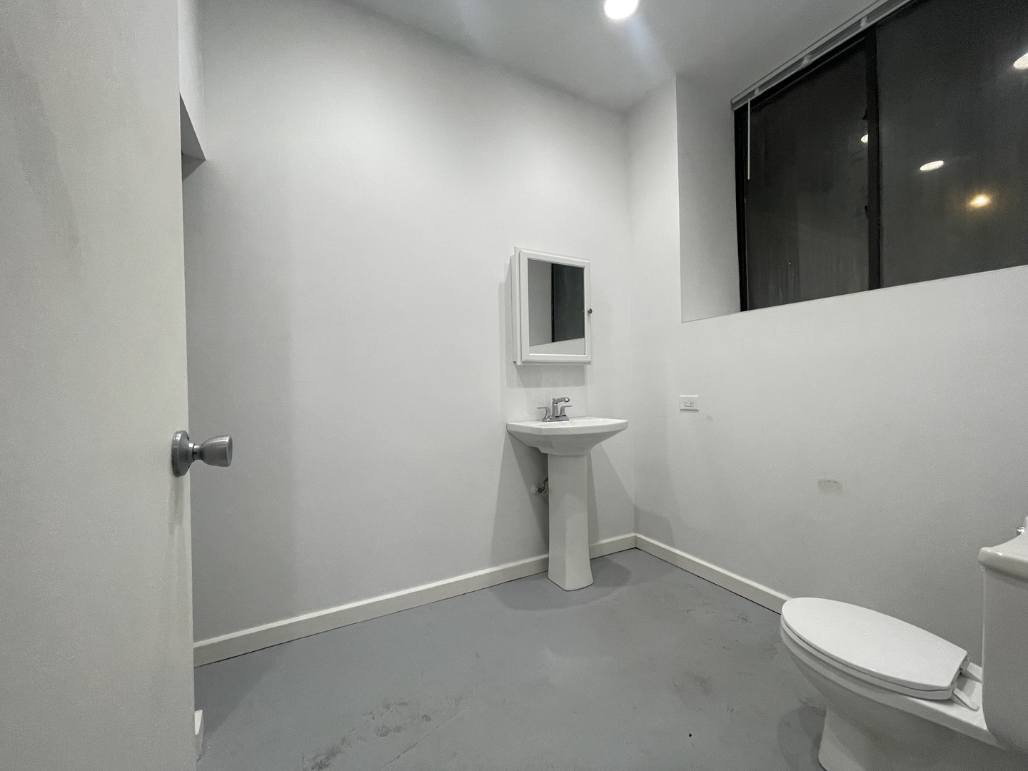 1819 South May Street, Unit 1R Chicago, IL 60608 - Photo 3 of 4