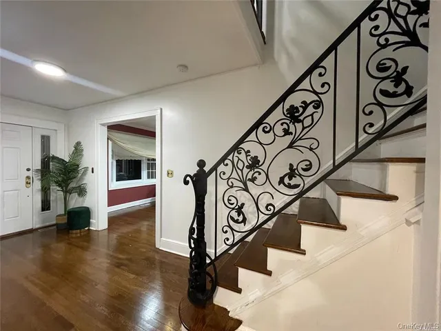 $1,538,000 | 47-34 Glenwood Street | Little Neck