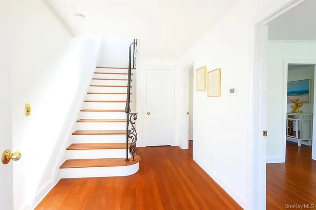 $1,538,000 | 47-34 Glenwood Street | Little Neck