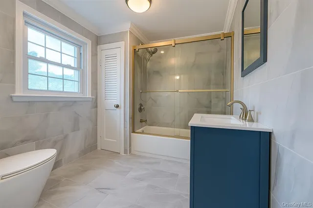 $1,538,000 | 47-34 Glenwood Street | Little Neck