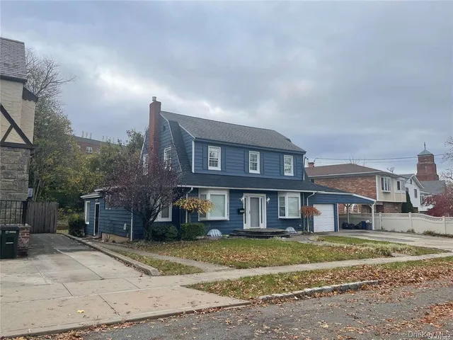 $1,538,000 | 47-34 Glenwood Street | Little Neck