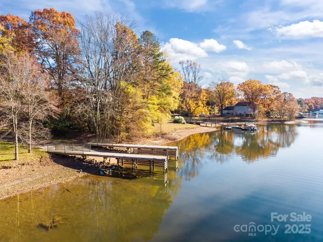 $475,000 | 20441 Harbor View Drive, Cornelius, NC 28031