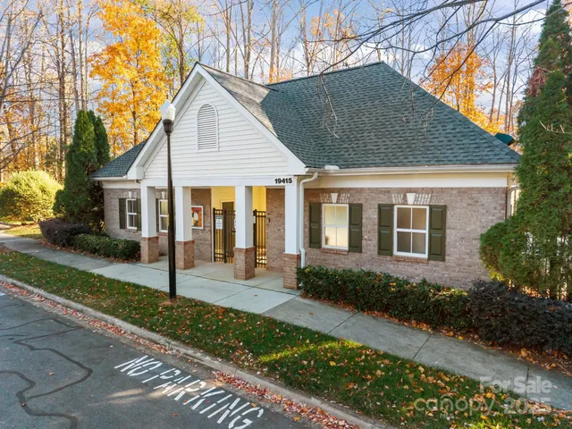 $475,000 | 20441 Harbor View Drive, Cornelius, NC 28031