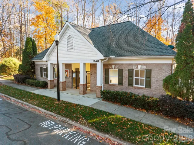 $460,000 | 20441 Harbor View Drive, Cornelius, NC 28031