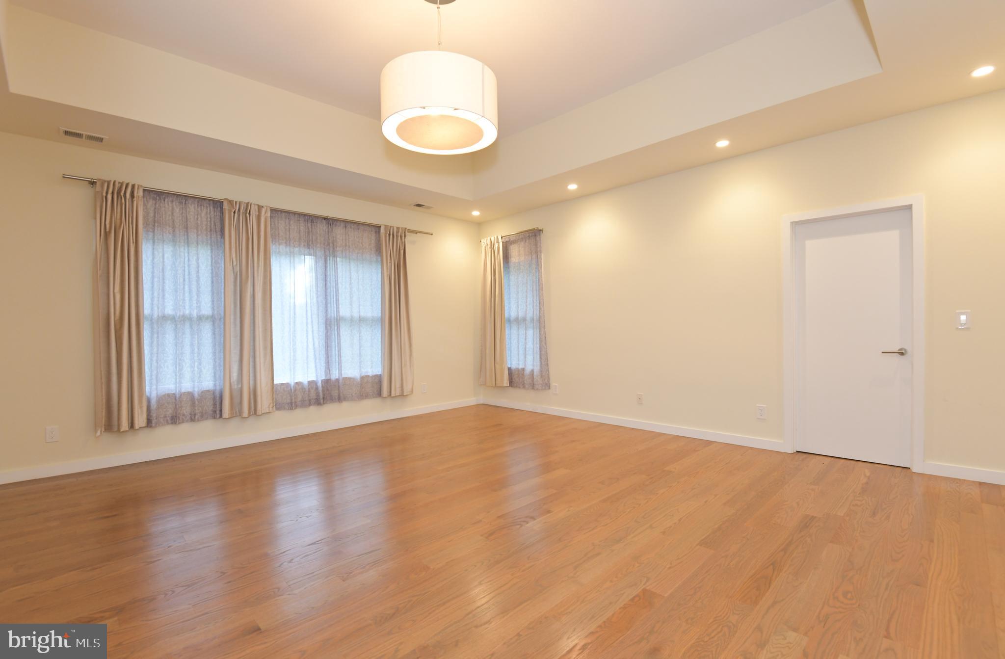 160 Sycamore Road Princeton, NJ 08540 - Photo 20 of 34 Master Bed Room
