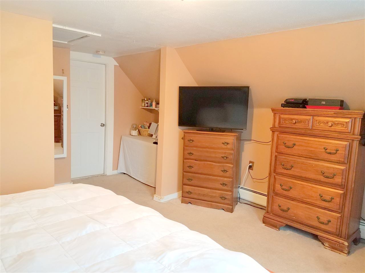 25 Main Street Raymond, NH 03077 - Photo 19 of 28
