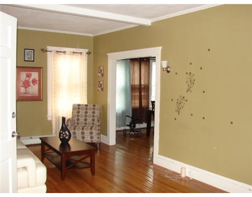 55 Rounds Avenue Providence, RI 02907 - Photo 4 of 9 Living Room.