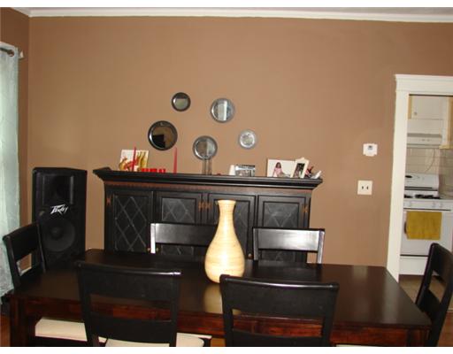 55 Rounds Avenue Providence, RI 02907 - Photo 5 of 9 Dining Room.