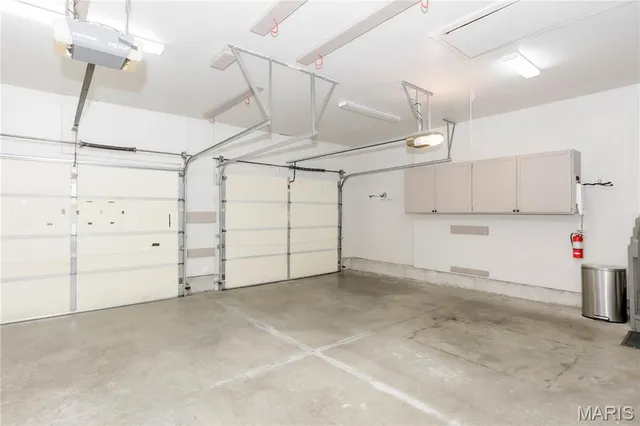 $424,900 | 2703 Cabin Creek Court, Edwardsville, IL 62025