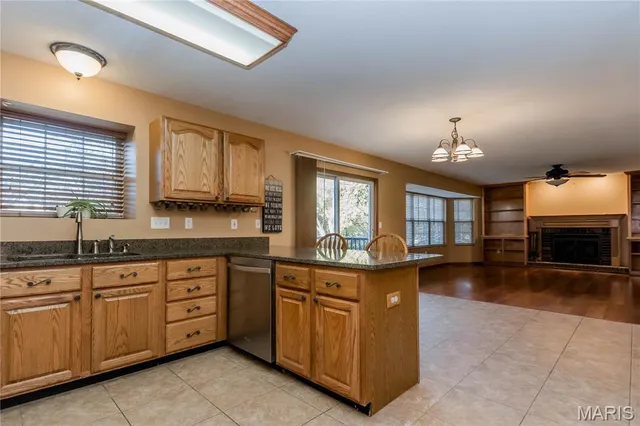 $424,900 | 2703 Cabin Creek Court, Edwardsville, IL 62025