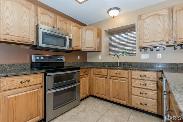 $415,000 | 2703 Cabin Creek Court, Edwardsville, IL 62025