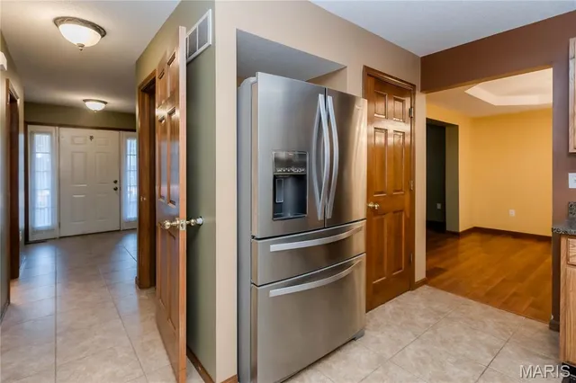 $415,000 | 2703 Cabin Creek Court, Edwardsville, IL 62025