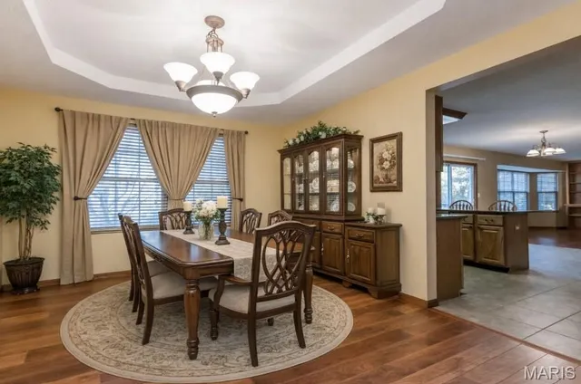 $415,000 | 2703 Cabin Creek Court, Edwardsville, IL 62025