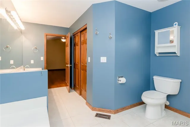 $424,900 | 2703 Cabin Creek Court, Edwardsville, IL 62025