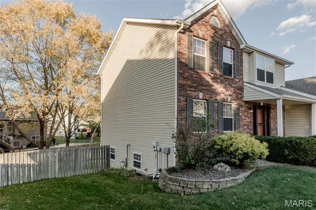 $424,900 | 2703 Cabin Creek Court, Edwardsville, IL 62025