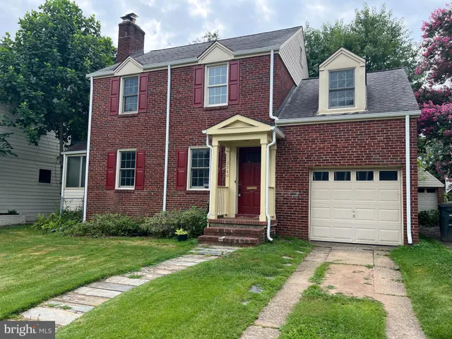$3,950 | 5140 15th Street North, Arlington, VA 22205