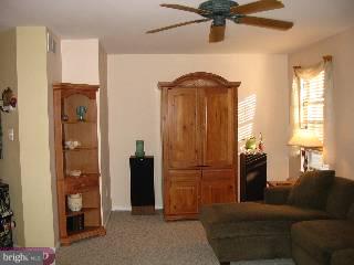 2 Haystack Court Sicklerville, NJ 08081 - Photo 4 of 6 Gallery Image 4