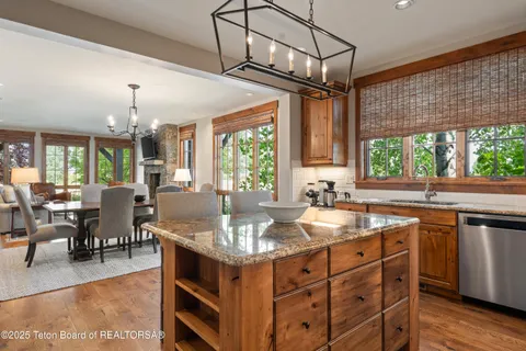 $2,685,000 | 565 Woodland Star Drive, Driggs, ID 83422