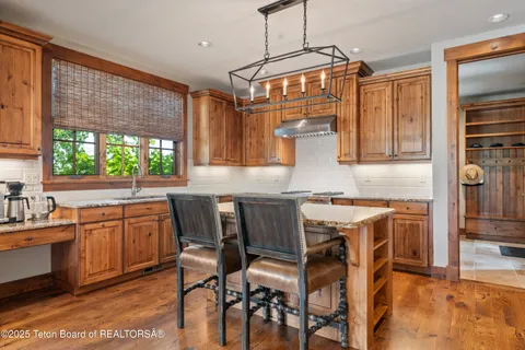 $2,685,000 | 565 Woodland Star Drive, Driggs, ID 83422