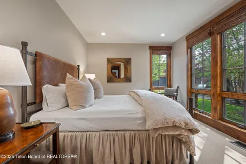 $2,685,000 | 565 Woodland Star Drive, Driggs, ID 83422