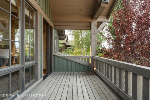 $2,685,000 | 565 Woodland Star Drive, Driggs, ID 83422