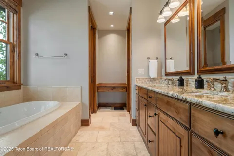 $2,685,000 | 565 Woodland Star Drive, Driggs, ID 83422