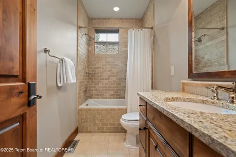 $2,685,000 | 565 Woodland Star Drive, Driggs, ID 83422