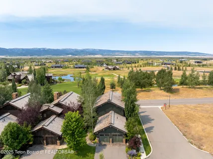 $2,685,000 | 565 Woodland Star Drive, Driggs, ID 83422