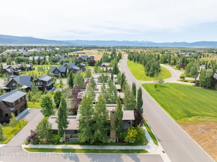 $2,685,000 | 565 Woodland Star Drive, Driggs, ID 83422