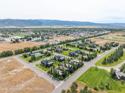 $2,685,000 | 565 Woodland Star Drive, Driggs, ID 83422