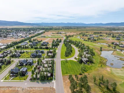 $2,685,000 | 565 Woodland Star Drive, Driggs, ID 83422