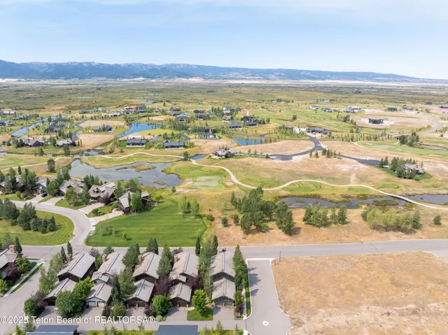 $2,685,000 | 565 Woodland Star Drive, Driggs, ID 83422