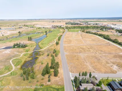 $2,685,000 | 565 Woodland Star Drive, Driggs, ID 83422