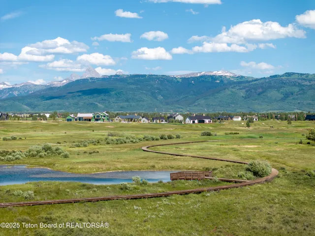 $2,685,000 | 565 Woodland Star Drive, Driggs, ID 83422