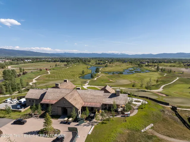 $2,685,000 | 565 Woodland Star Drive, Driggs, ID 83422