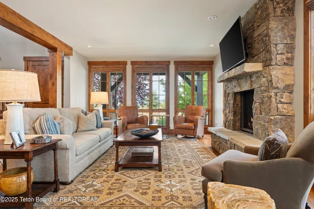 $2,685,000 | 565 Woodland Star Drive, Driggs, ID 83422