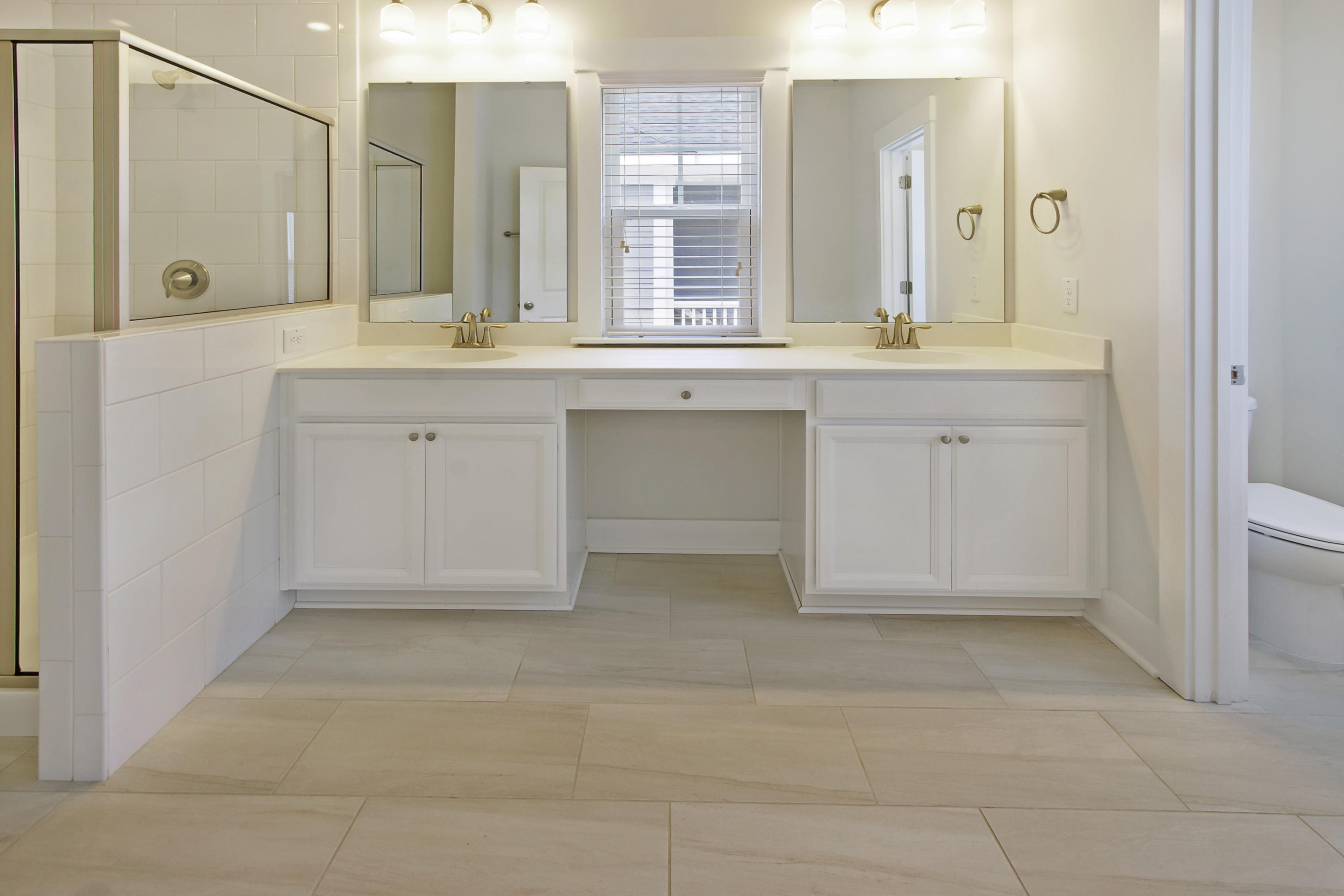1880 Fleming Woods Road Charleston, SC 29412 - Photo 12 of 21 Master bathroom