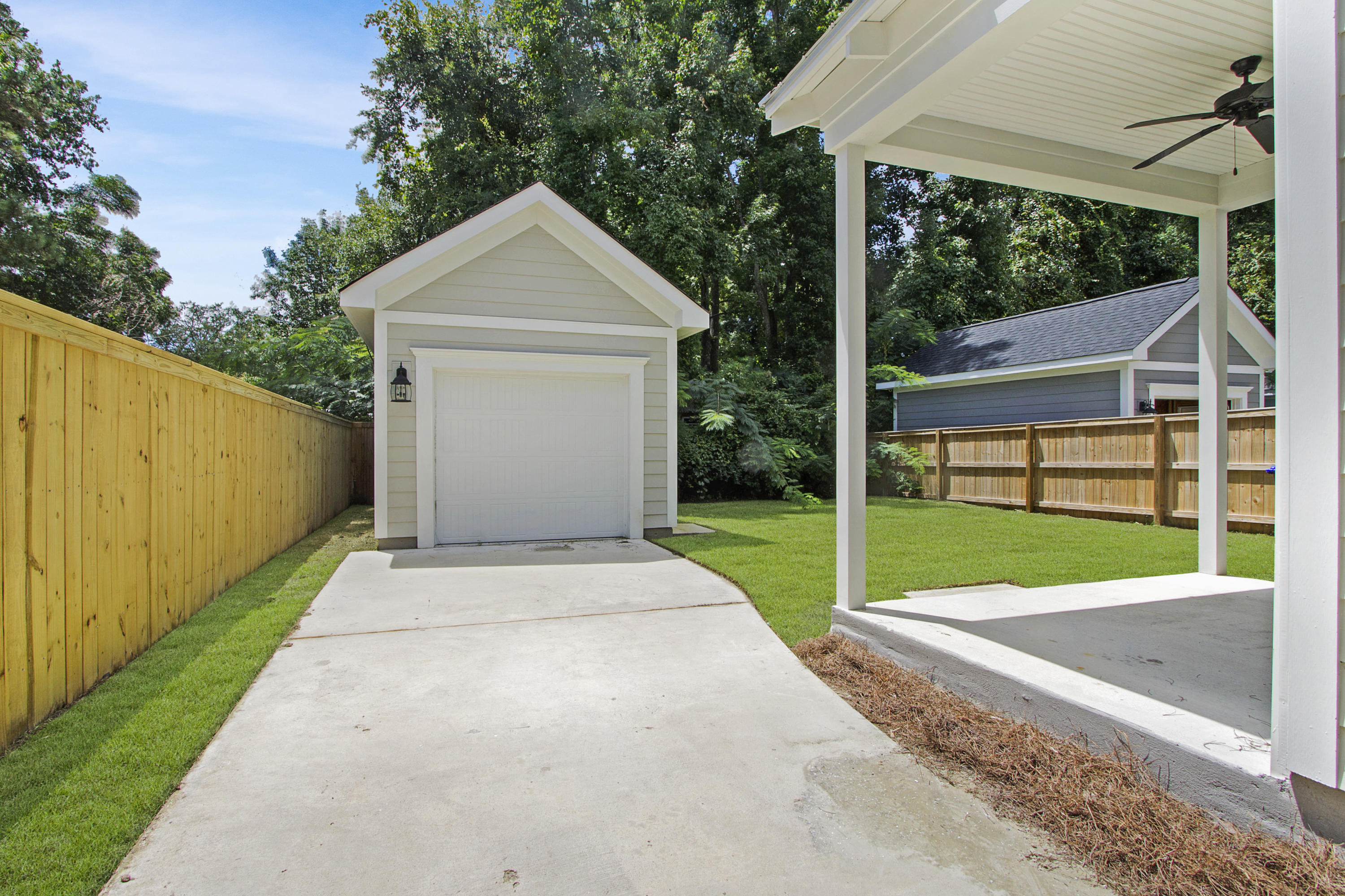 1880 Fleming Woods Road Charleston, SC 29412 - Photo 3 of 21 with Garage!
